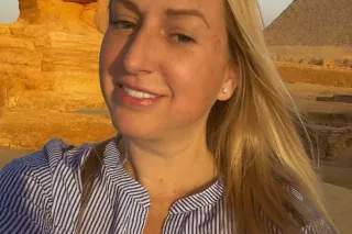 Quinn Waters adult star - Image 7