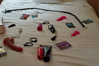 For men & women gay or straight sex toys and supplies for sell brand new and haven't been in my vagina mouth or ass - Image 4